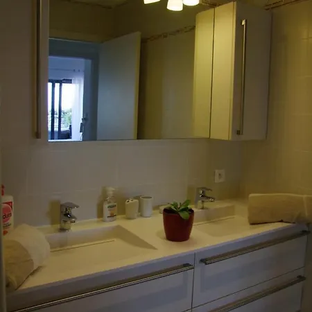 Apartment Vue Magnifique Sur Baie Ajaccio *