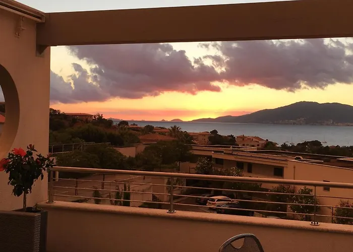 Vue Magnifique Sur Baie Ajaccio *