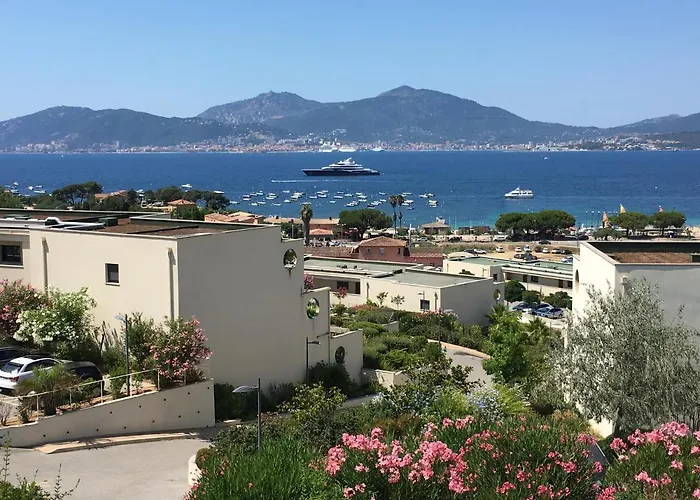 Vue Magnifique Sur Baie Ajaccio アパート