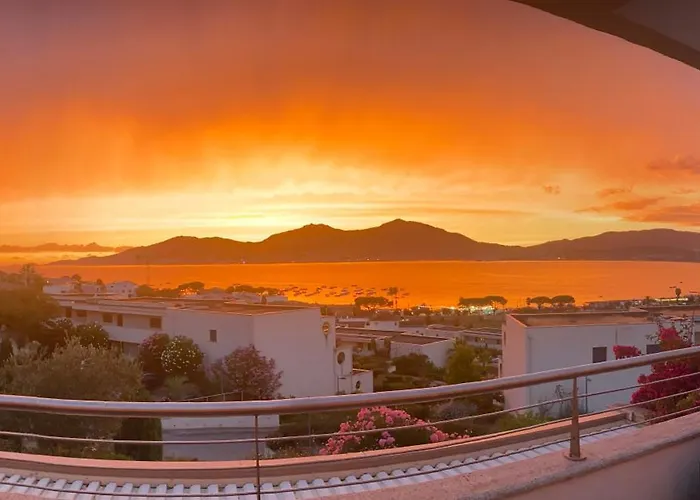 Vue Magnifique Sur Baie Ajaccio